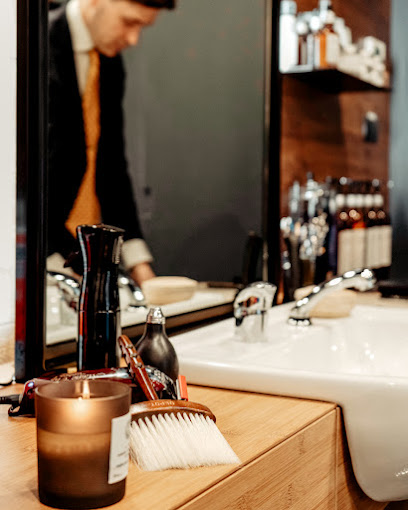 Piccola Barberia Milano Bossi - barbiere Milano