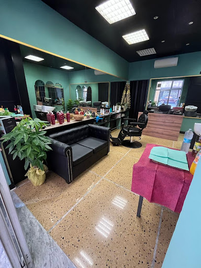 Revolution Barber Shop Bologna - barbiere Bologna
