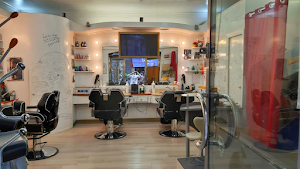 BARBERIA CHE TAGLIO CHE FA - barbiere Napoli